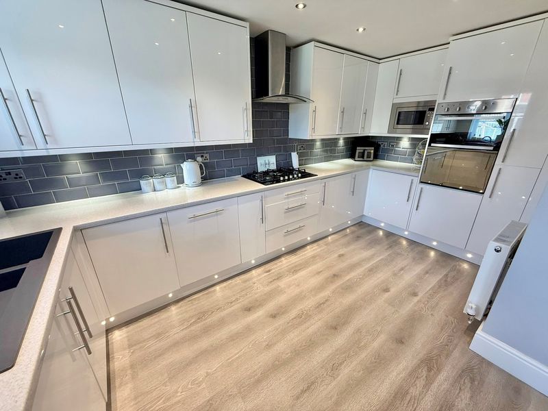 Islay Close Stanney Oaks